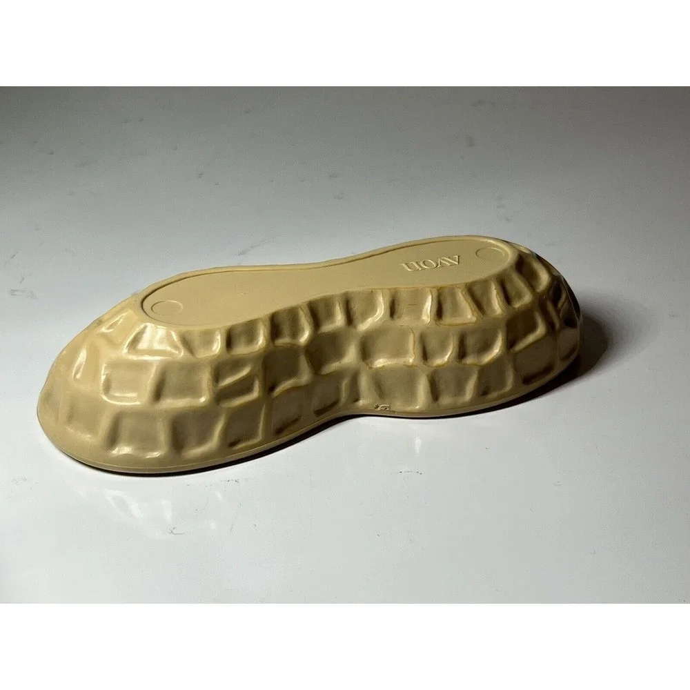 AVON Mr.Peanut Nutty Soap Dish Nut Shell Shaped Bowl Brown Tan 6.5